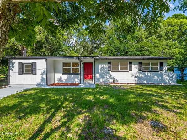 3903 MACGREGOR Drive, Jacksonville, FL 32210