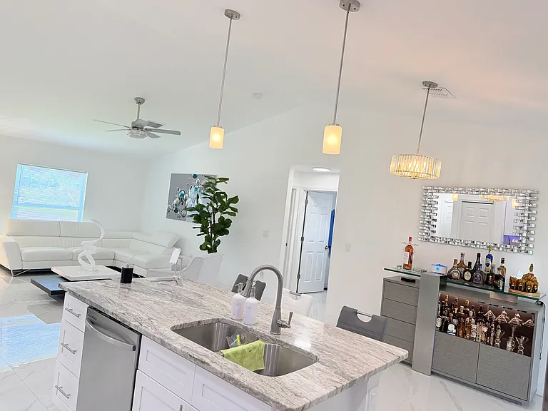 700 Connecticut Ln — Photo 20