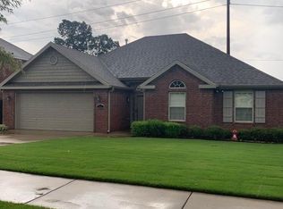 5645 Gunnison Ave, Springdale, AR 72762