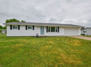 277 York Dr SE, New Philadelphia, OH