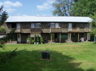 197 3rd St E APT 9, Onalaska, WA 98570