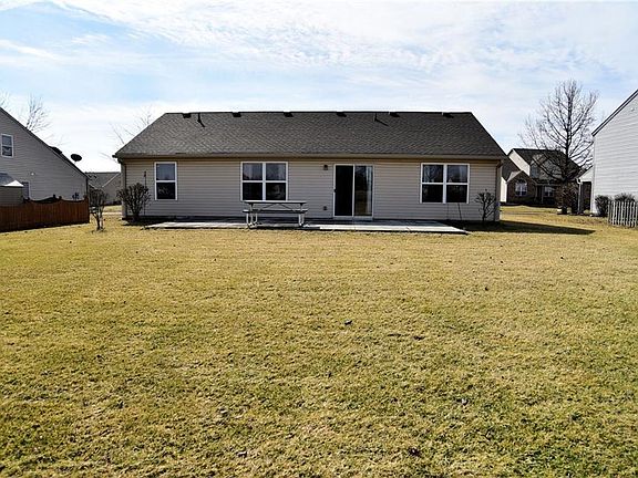3rd image of 517 Yorktown Ln