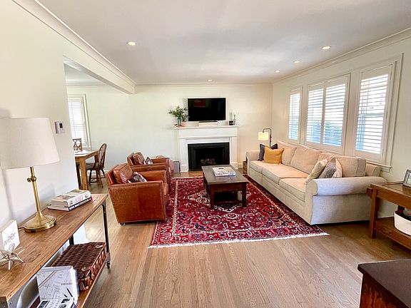 5th image of 510 Crestwood Dr