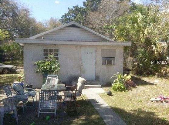 1st image of 2037 Gillespie Ave