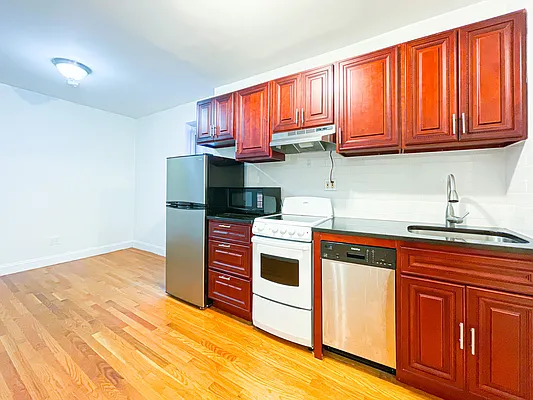 Rented by Blackwater Associates Inc. | media 14