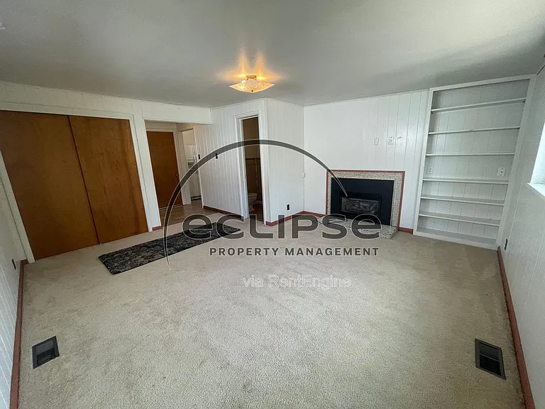 447 N 19th St — Photo 13