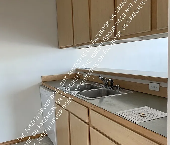 3426 Abbott St #202 — Photo 16