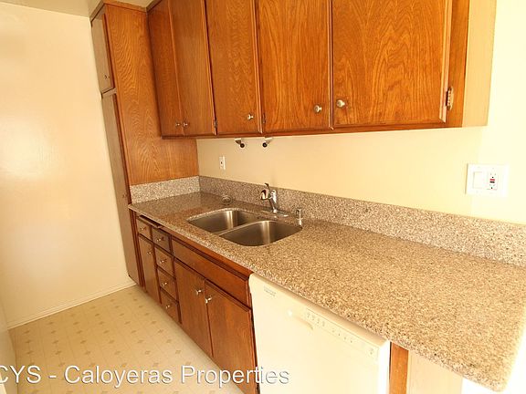 2nd image of 11728 Kiowa Ave APT 3