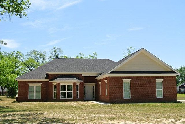 1st image of 145 Stags Leap Dr