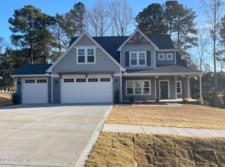 505 Belcroft Dr, Carthage, NC 28327