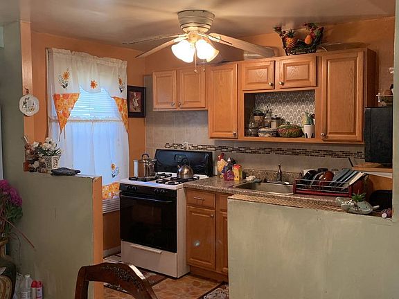 3rd image of 116-06 139th St