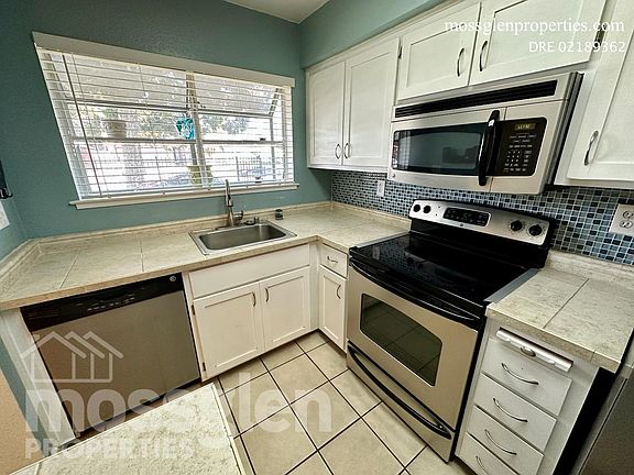 5th image of 4308 Greenholme Dr APT 41