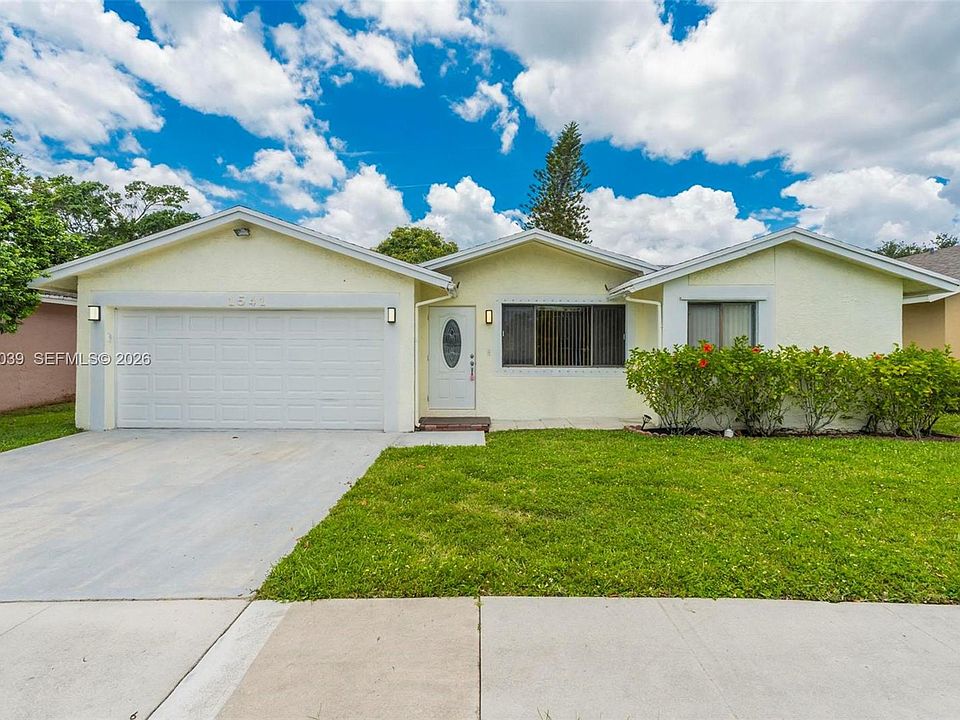 1st image of 1541 SW 102nd Ter