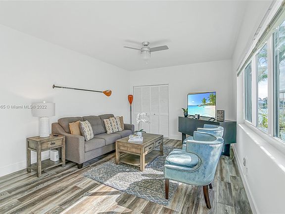 5th image of 1110 W Venetian Way #2D