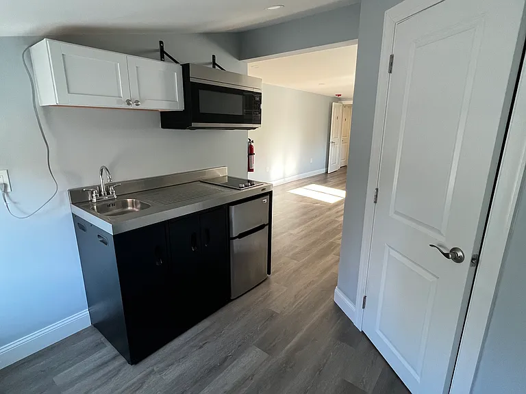 124 Watkin Ave #30-4E — Photo 8