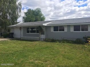 1007 S 33rd Ave, Yakima, WA 98902