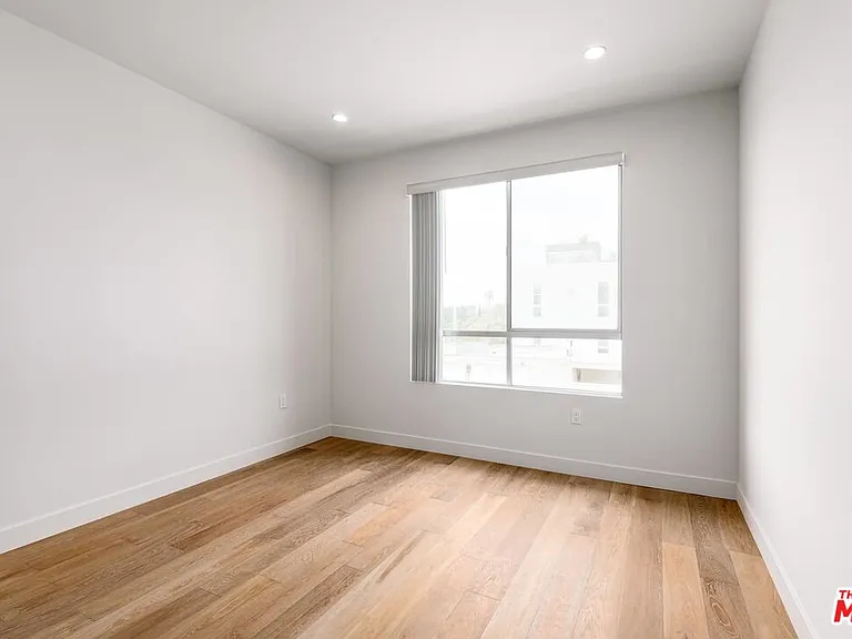 3726 Kelton Ave #202 — Photo 5