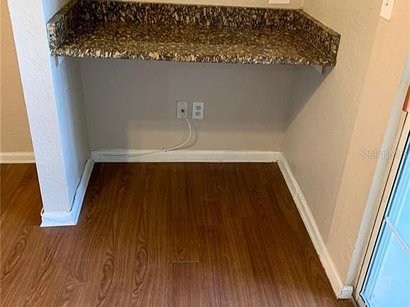 4th image of 2185 Lake Debra Dr APT 418