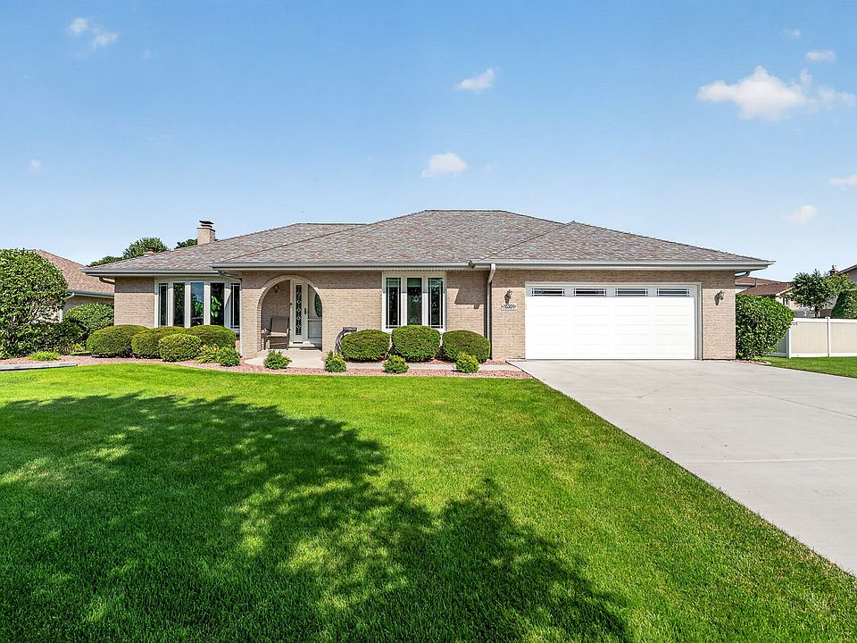 1st image of 15301 S Rosarie Dr