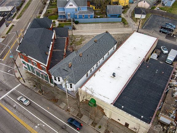 3rd image of 1934 E 3rd St
