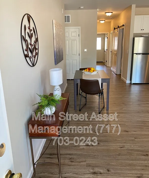 376 E Main St #105
