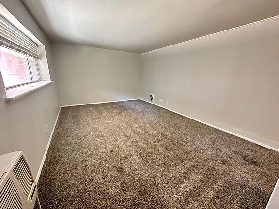 4th image of 1220 S Rockford Ave #B