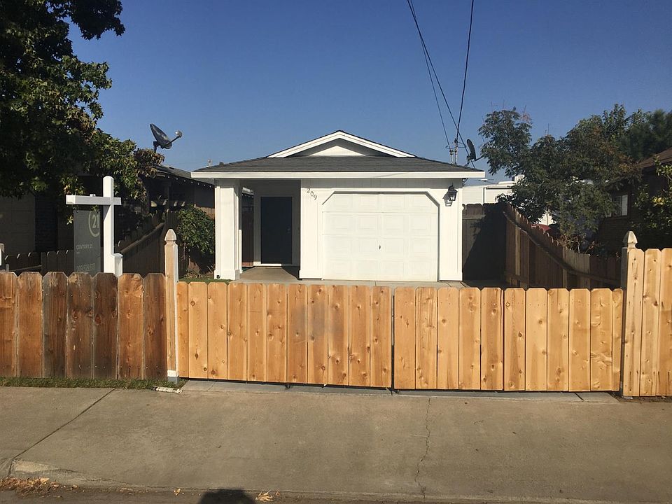 1st image of 209 N 5th Ave
