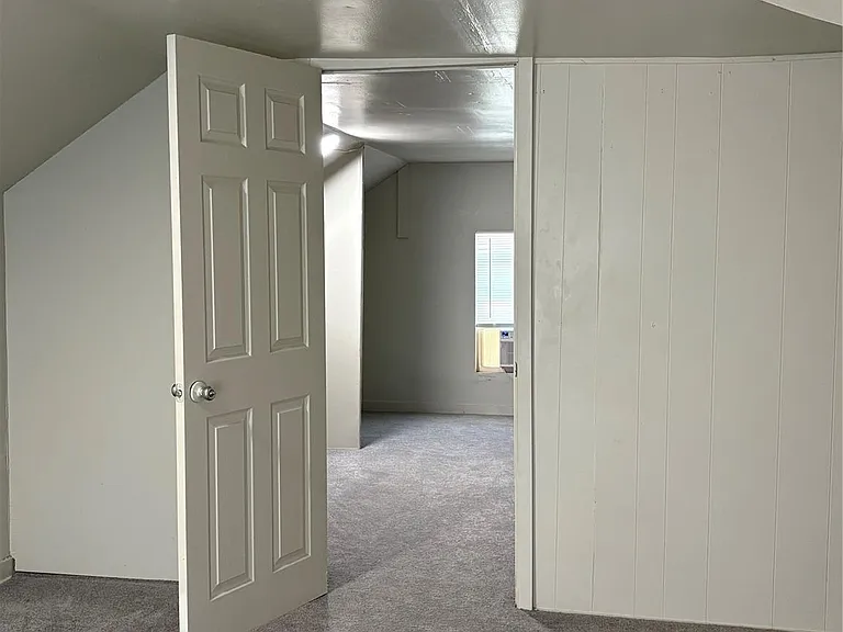 118 N Hagerman St — Photo 11