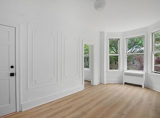 427 36th St #3, Brooklyn, NY 11232
