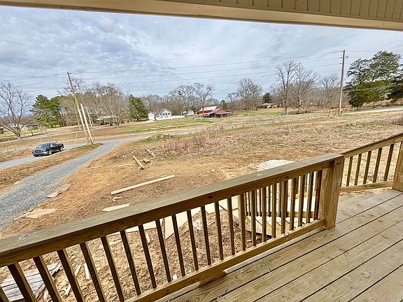 4th image of 4391 County Road 1669