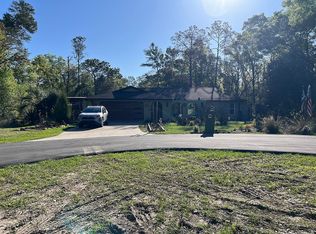 10857 N Orva Dr, Citrus Springs, FL 34434