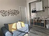3020 Jardin St — Photo 5