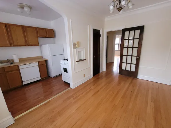 1971 W Winona St APT 2, Chicago, IL 60640