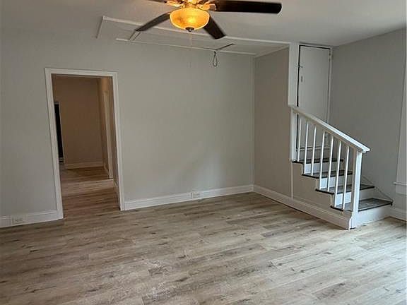 4th image of 1211 W Florida St