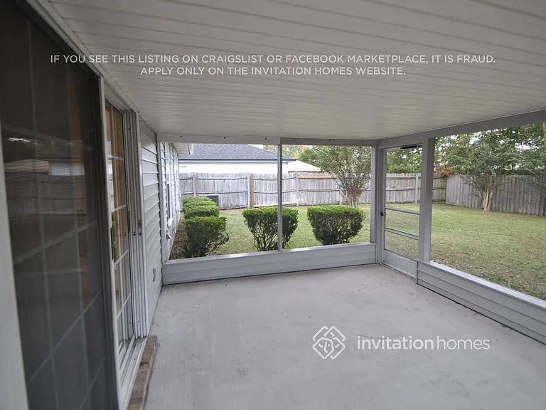11179 Barbizon Cir E — Photo 10