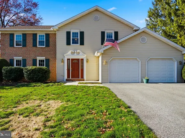 909 Kent Dr, Mechanicsburg, PA 17050