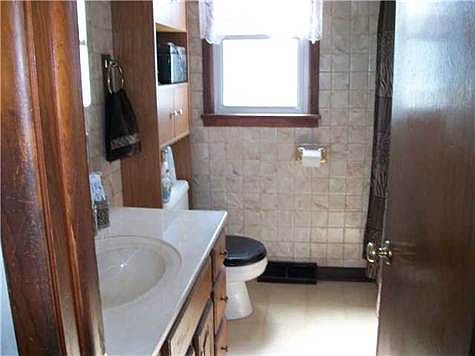 5th image of 20 Lemoine Ave