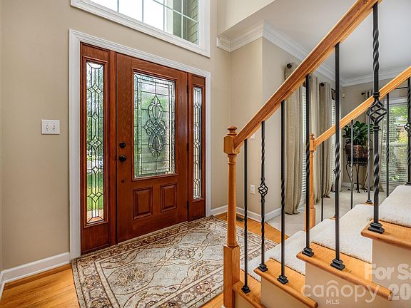 3rd image of 119 Topsail Pl