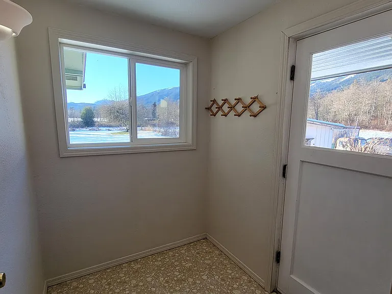 mud room