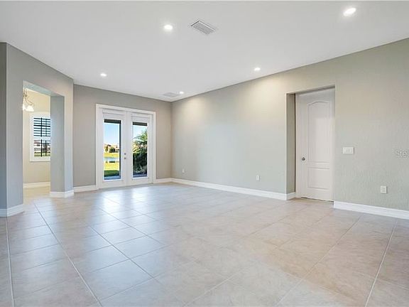 3rd image of 10811 Mobberley Cir