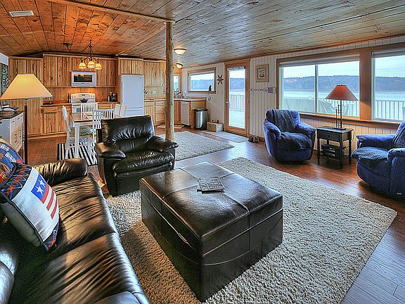 2nd image of 9513 Sunrise Beach Dr NW