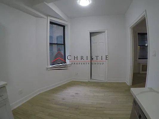 Rented by Christie Property Group | media 33