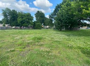 10005 E 41st St S, Tulsa, OK 74146