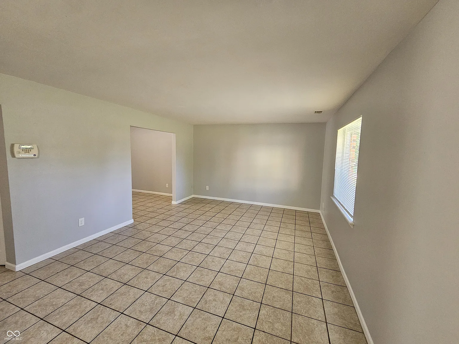 3 bed, 2.5 bath, 1628 sqft, $1,450 — Photo 3