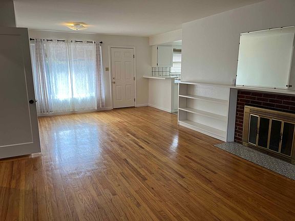 3rd image of 553 Worley Ave