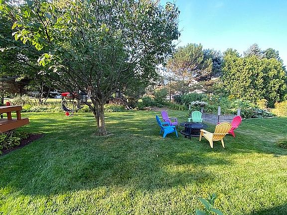 4th image of 665 River Meadow Dr