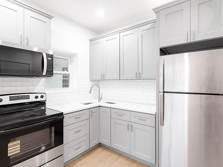 558 Empire Blvd #1F — Photo 2