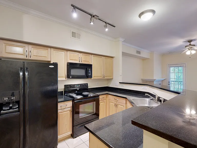 The Carriage Homes at Wyndham — Photo 58
