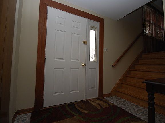 3rd image of 16001 76th Ave