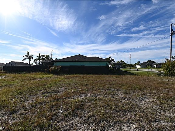 4th image of 1300 NW 18th St